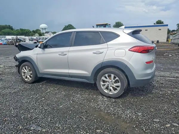 KM8J2CA44MU394629 2021 HYUNDAI TUCSON - Image 2