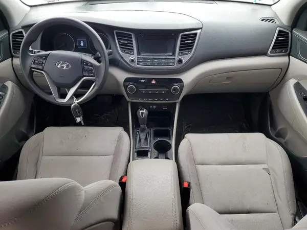 KM8J2CA45HU540767 2017 HYUNDAI TUCSON - Image 8
