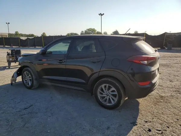 KM8J2CA45JU659926 2018 HYUNDAI TUCSON - Image 2