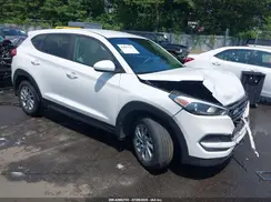 KM8J2CA45JU688410 2018 HYUNDAI TUCSON