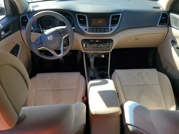 KM8J2CA45JU744703 2018 HYUNDAI TUCSON - Image 8