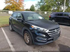 KM8J2CA45JU746886 2018 HYUNDAI TUCSON