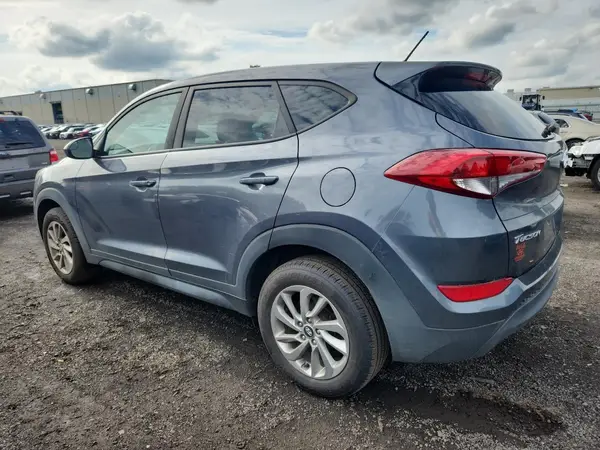 KM8J2CA45JU769245 2018 HYUNDAI TUCSON - Image 2
