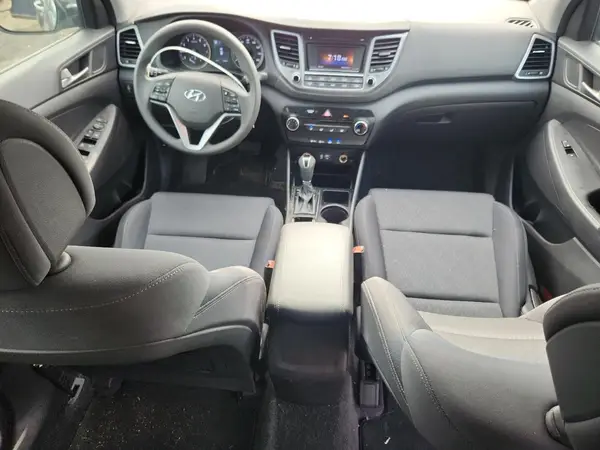 KM8J2CA45JU769245 2018 HYUNDAI TUCSON - Image 8