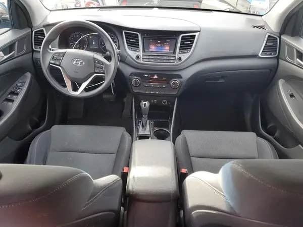 KM8J2CA45JU806388 2018 HYUNDAI TUCSON - Image 8