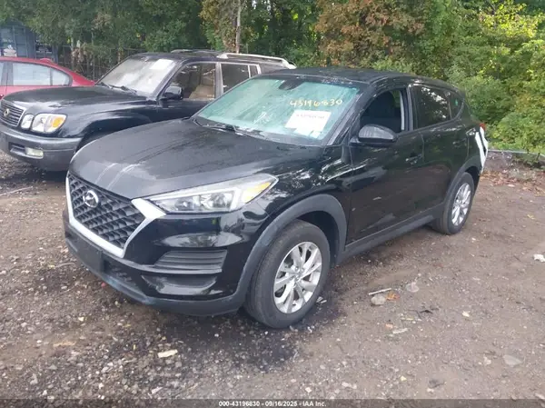 KM8J2CA45KU010385 2019 HYUNDAI TUCSON - Image 2