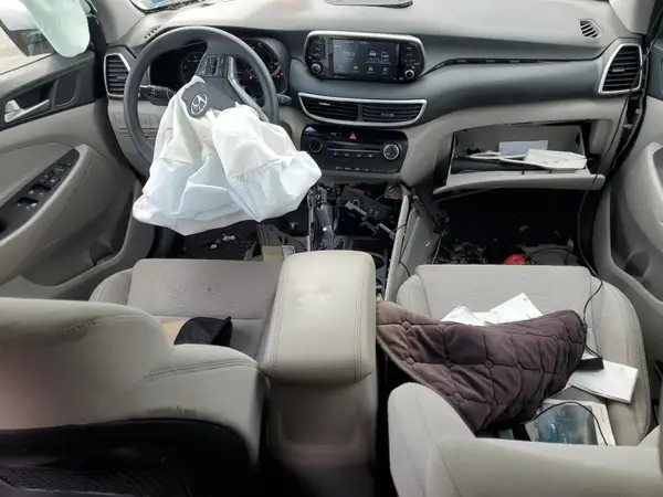 KM8J2CA45KU045573 2019 HYUNDAI TUCSON - Image 8