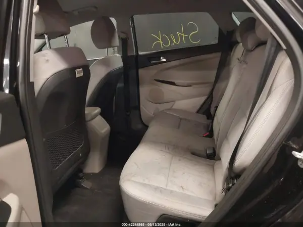 KM8J2CA45KU065869 2019 HYUNDAI TUCSON - Image 8