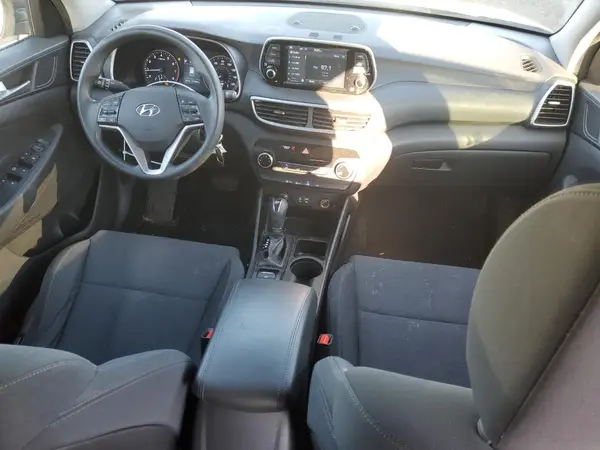 KM8J2CA45KU864275 2019 HYUNDAI TUCSON - Image 8