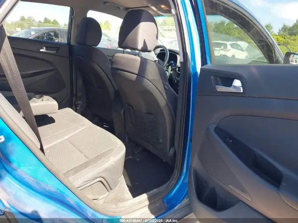 KM8J2CA45KU866320 2019 HYUNDAI TUCSON - Image 8