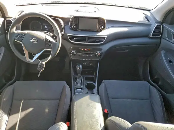 KM8J2CA45KU881299 2019 HYUNDAI TUCSON - Image 8
