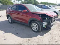KM8J2CA45KU883103 2019 HYUNDAI TUCSON