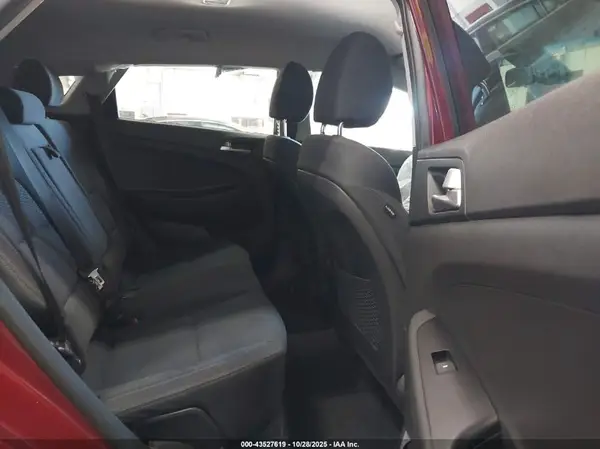 KM8J2CA45KU921719 2019 HYUNDAI TUCSON - Image 8