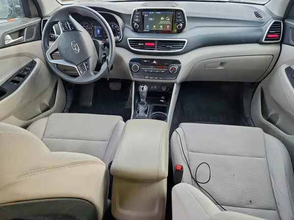 KM8J2CA45KU922983 2019 HYUNDAI TUCSON - Image 8