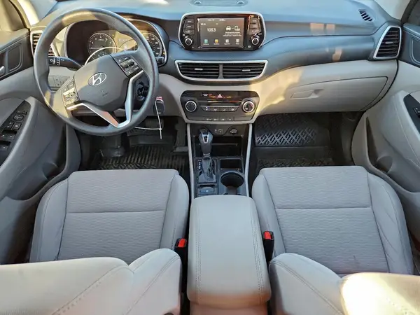 KM8J2CA45KU983525 2019 HYUNDAI TUCSON - Image 8