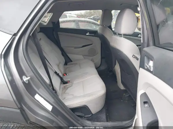 KM8J2CA45LU078929 2020 HYUNDAI TUCSON - Image 8