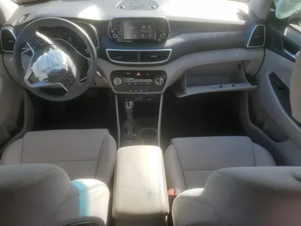 KM8J2CA45LU157548 2020 HYUNDAI TUCSON - Image 8