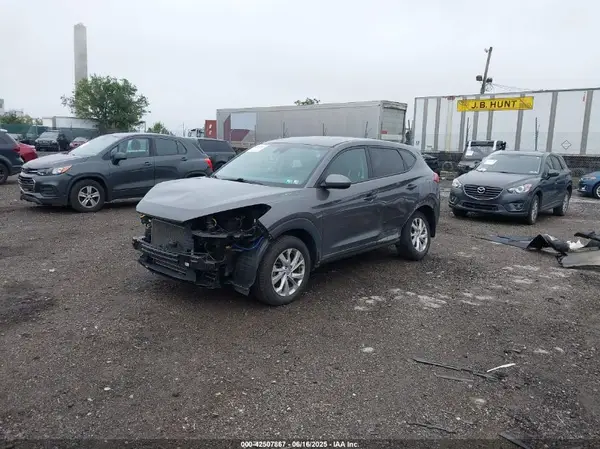 KM8J2CA45LU161342 2020 HYUNDAI TUCSON - Image 2