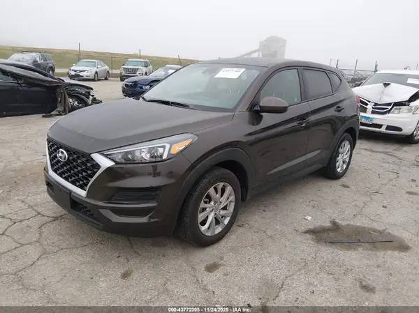 KM8J2CA45LU162927 2020 HYUNDAI TUCSON - Image 2