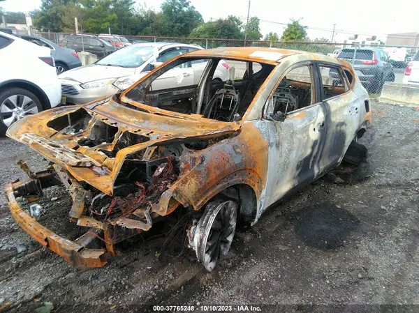KM8J2CA45LU241160 2020 HYUNDAI TUCSON - Image 2