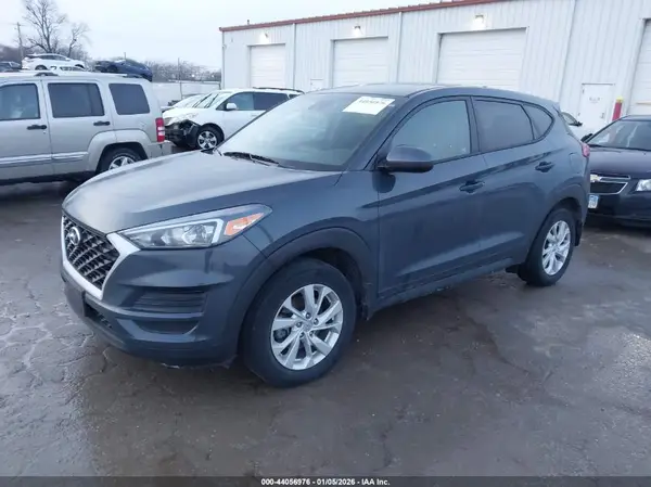 KM8J2CA45MU286648 2021 HYUNDAI TUCSON - Image 2