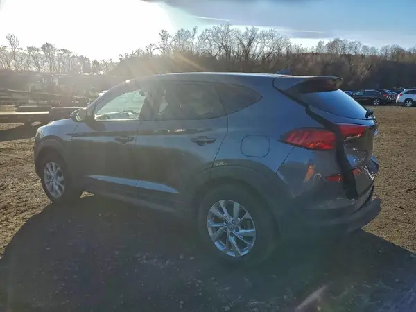 KM8J2CA45MU286696 2021 HYUNDAI TUCSON - Image 2