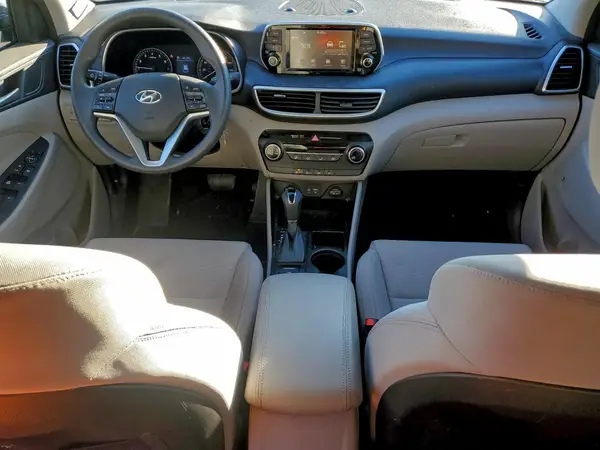 KM8J2CA45MU286696 2021 HYUNDAI TUCSON - Image 8