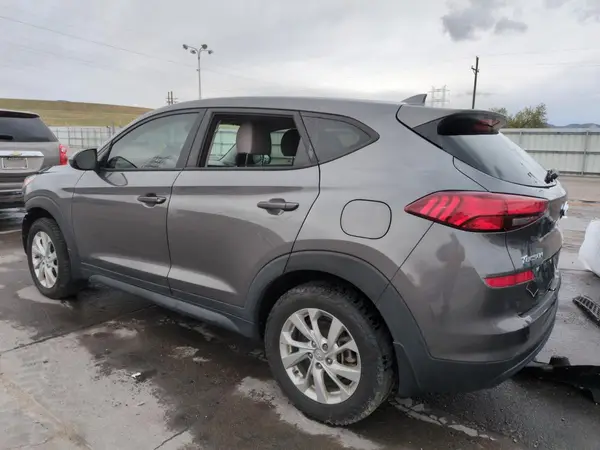 KM8J2CA45MU306204 2021 HYUNDAI TUCSON - Image 2