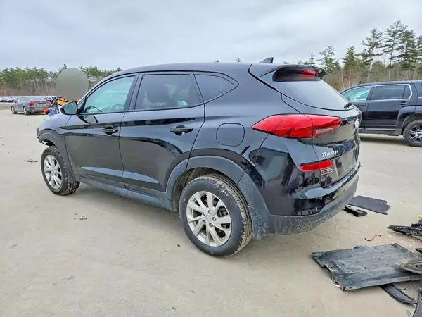 KM8J2CA45MU311614 2021 HYUNDAI TUCSON - Image 2