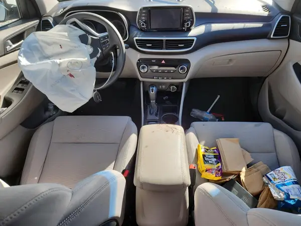 KM8J2CA45MU338876 2021 HYUNDAI TUCSON - Image 8