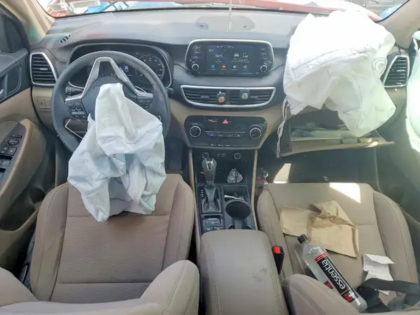 KM8J2CA45MU345374 2021 HYUNDAI TUCSON - Image 8