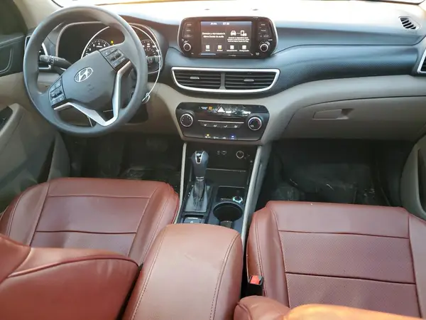 KM8J2CA45MU349585 2021 HYUNDAI TUCSON - Image 8
