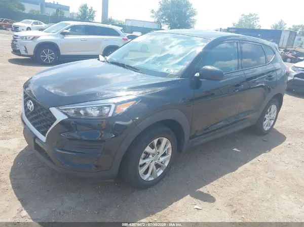 KM8J2CA45MU359405 2021 HYUNDAI TUCSON - Image 2