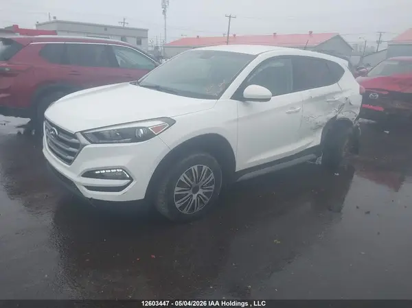 KM8J2CA46HU502965 2017 HYUNDAI TUCSON - Image 2