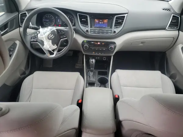 KM8J2CA46JU611688 2018 HYUNDAI TUCSON - Image 8