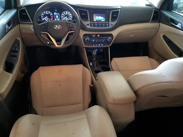 KM8J2CA46JU615739 2018 HYUNDAI TUCSON - Image 8