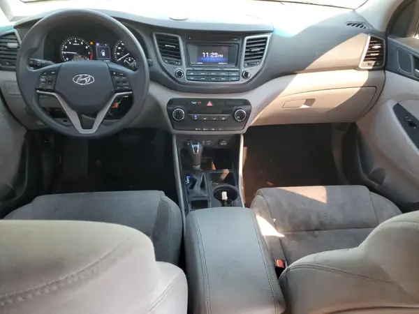 KM8J2CA46JU627714 2018 HYUNDAI TUCSON - Image 8