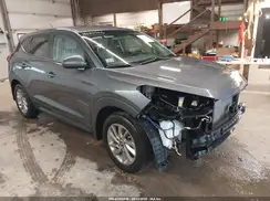 KM8J2CA46JU633271 2018 HYUNDAI TUCSON