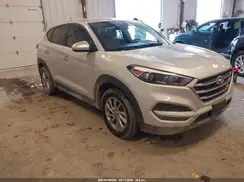 KM8J2CA46JU656128 2018 HYUNDAI TUCSON