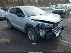 KM8J2CA46JU659935 2018 HYUNDAI TUCSON