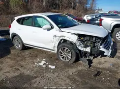 KM8J2CA46JU662768 2018 HYUNDAI TUCSON