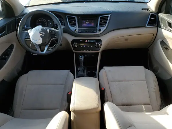 KM8J2CA46JU667114 2018 HYUNDAI TUCSON - Image 8