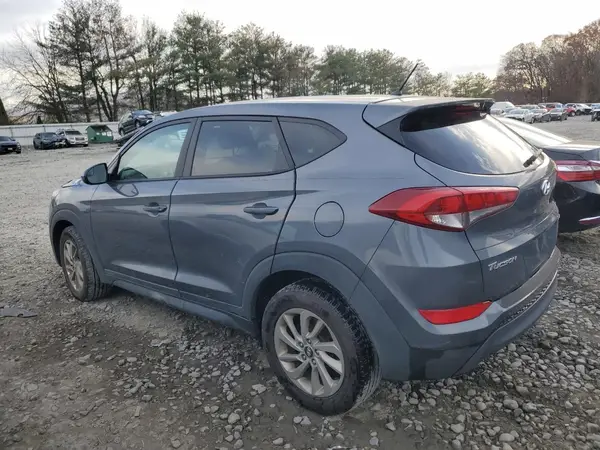 KM8J2CA46JU668070 2018 HYUNDAI TUCSON - Image 2