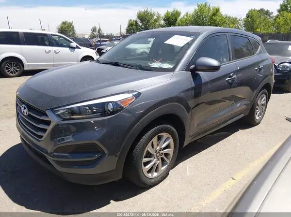 KM8J2CA46JU680977 2018 HYUNDAI TUCSON - Image 2