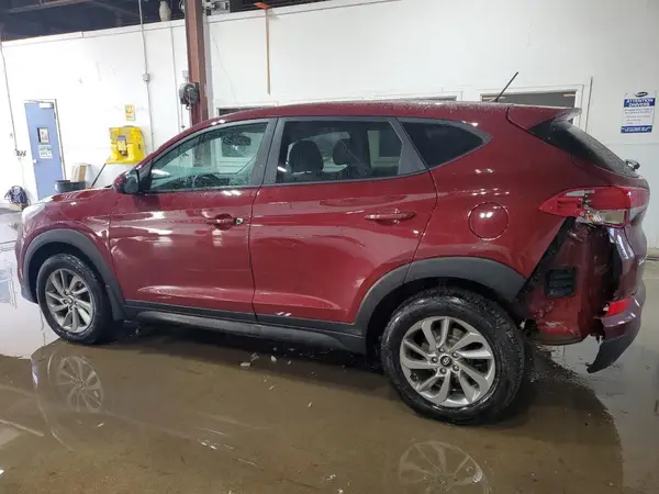 KM8J2CA46JU775202 2018 HYUNDAI TUCSON - Image 2