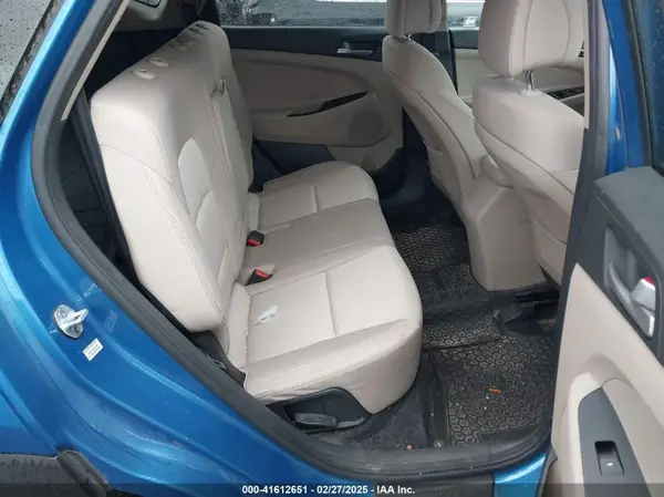 KM8J2CA46JU776088 2018 HYUNDAI TUCSON - Image 8
