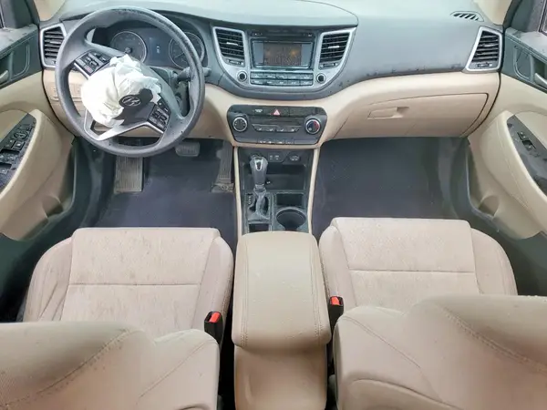 KM8J2CA46JU798625 2018 HYUNDAI TUCSON - Image 8