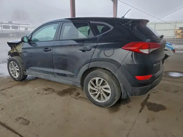 KM8J2CA46JU814418 2018 HYUNDAI TUCSON - Image 2