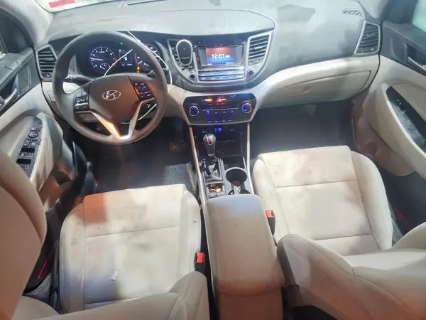 KM8J2CA46JU818081 2018 HYUNDAI TUCSON - Image 8