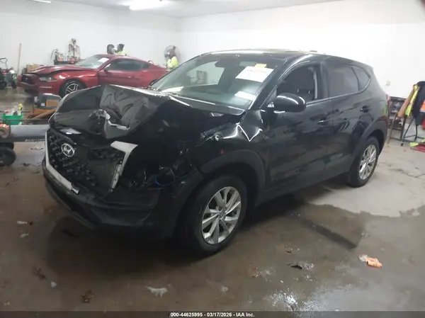 KM8J2CA46KU070577 2019 HYUNDAI TUCSON - Image 2